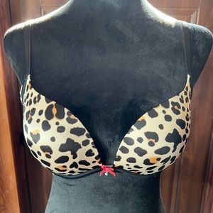 Victoria Secret Plunge Bra